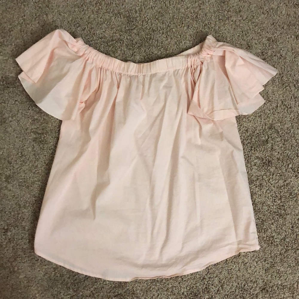 Blush pink flowy off the shoulder crop top.